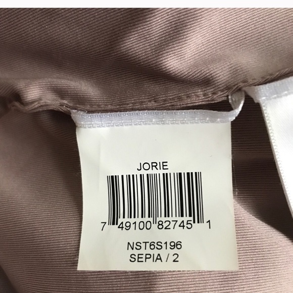 BCBG MaxAzria Dress - Picture 8 of 8